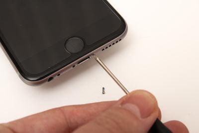 Replace the Battery of iPhone